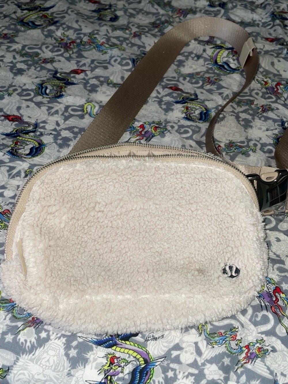 Lululemon bag